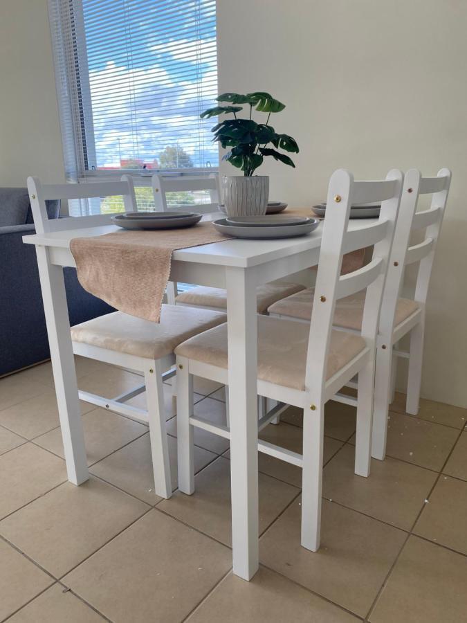 Modern Luxury 1 Bedroom Apartment - Walk To The Shops! Free Wifi Clarkson Luaran gambar
